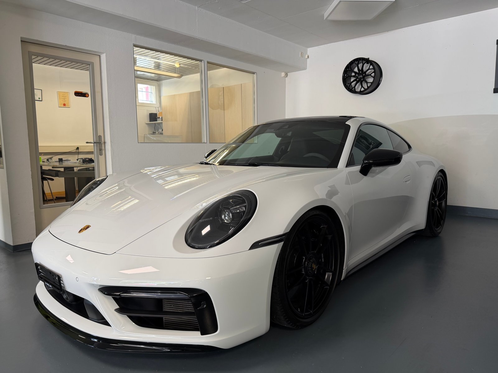 PORSCHE 911 Carrera 4 GTS, Benzin, Occasion / Gebraucht, Automatik - 7