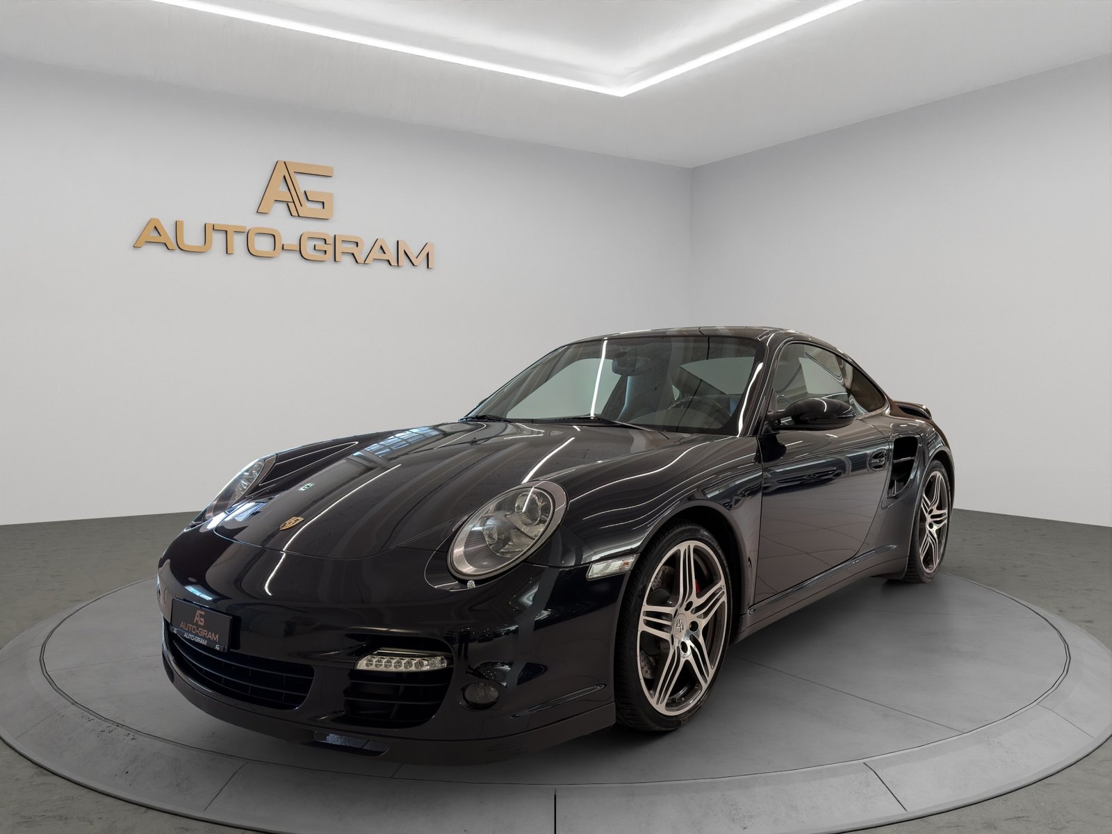 PORSCHE 911 Turbo