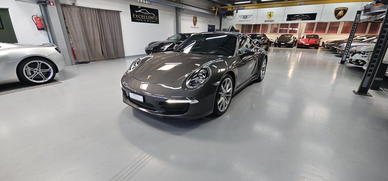 PORSCHE 911 Carrera 4S PDK