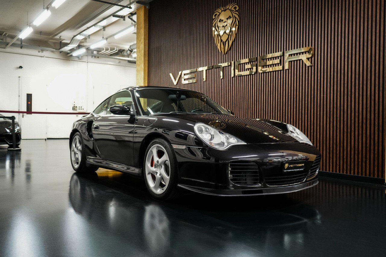 PORSCHE 911 Turbo