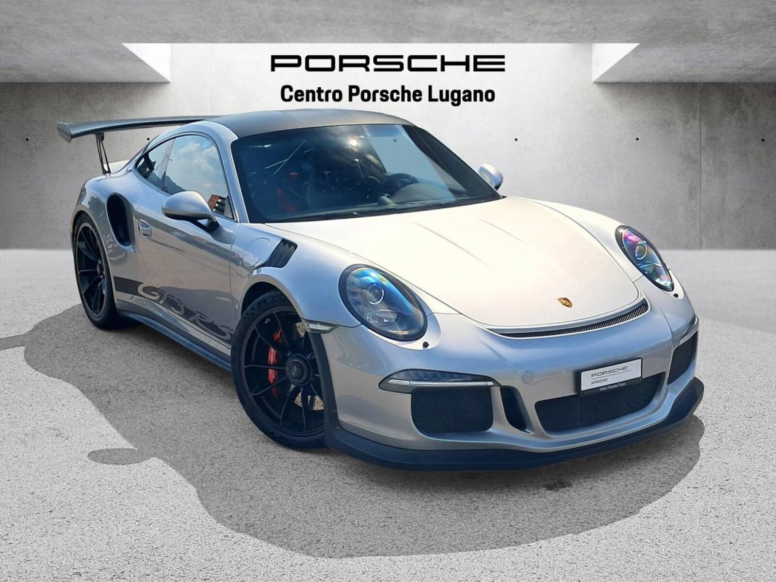 PORSCHE 911 GT3 RS