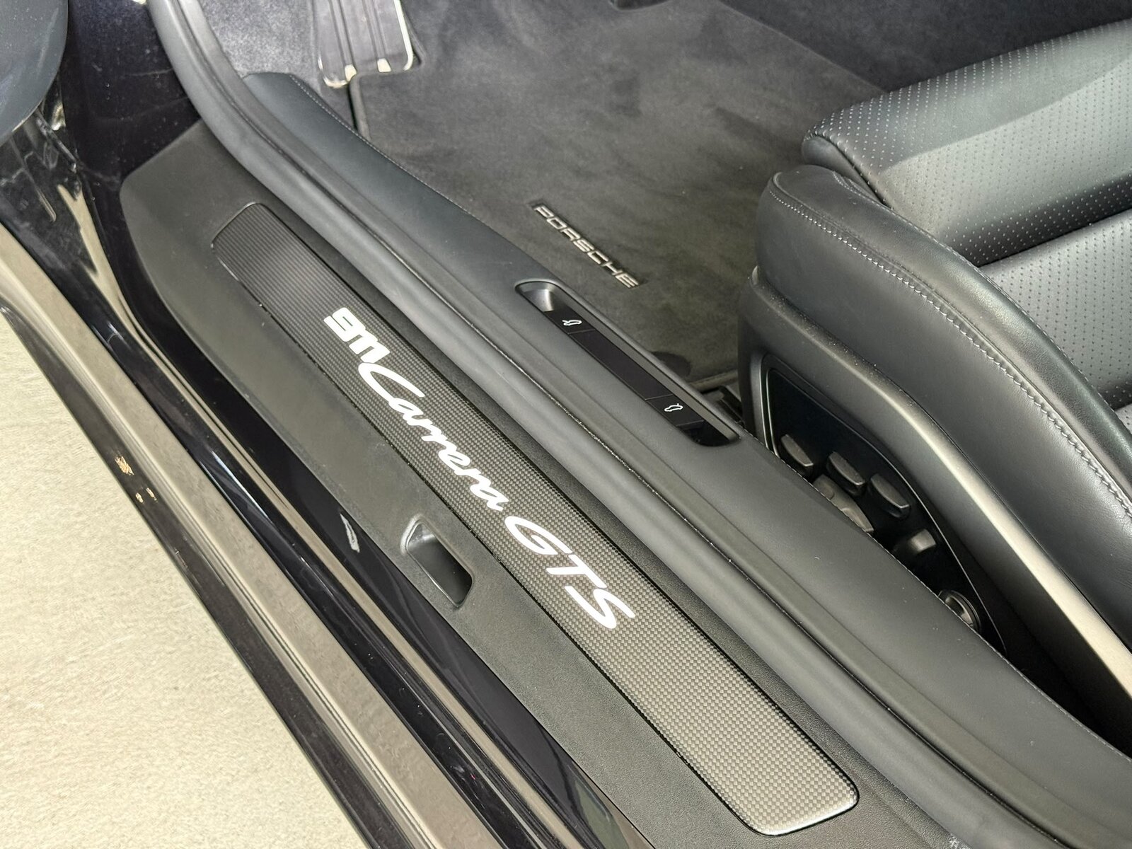 PORSCHE 911 992.1 Carrera GTS PDK mit Aerokit, Benzin, Occasion / Gebraucht, Automatik - 6