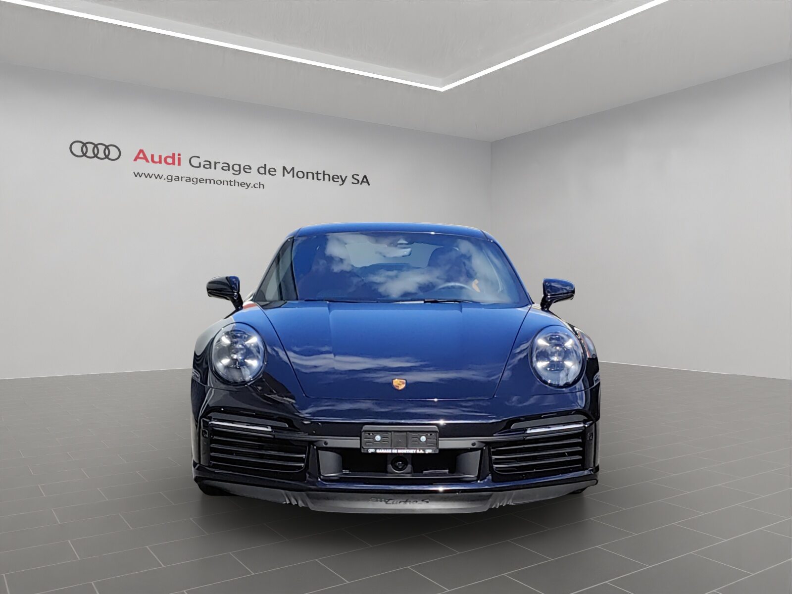 PORSCHE 911 Turbo S, Benzin, Occasion / Gebraucht, Automatik - 6