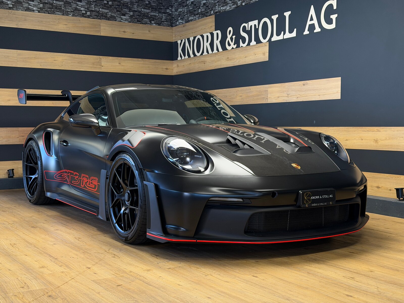 PORSCHE 911 GT3 RS