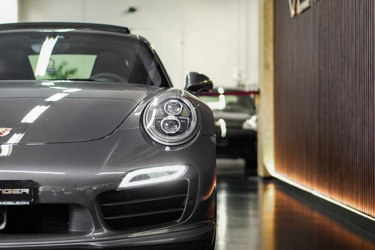 PORSCHE 911 Turbo S TECHART PDK, Benzin, Occasion / Gebraucht, Automatik - 7