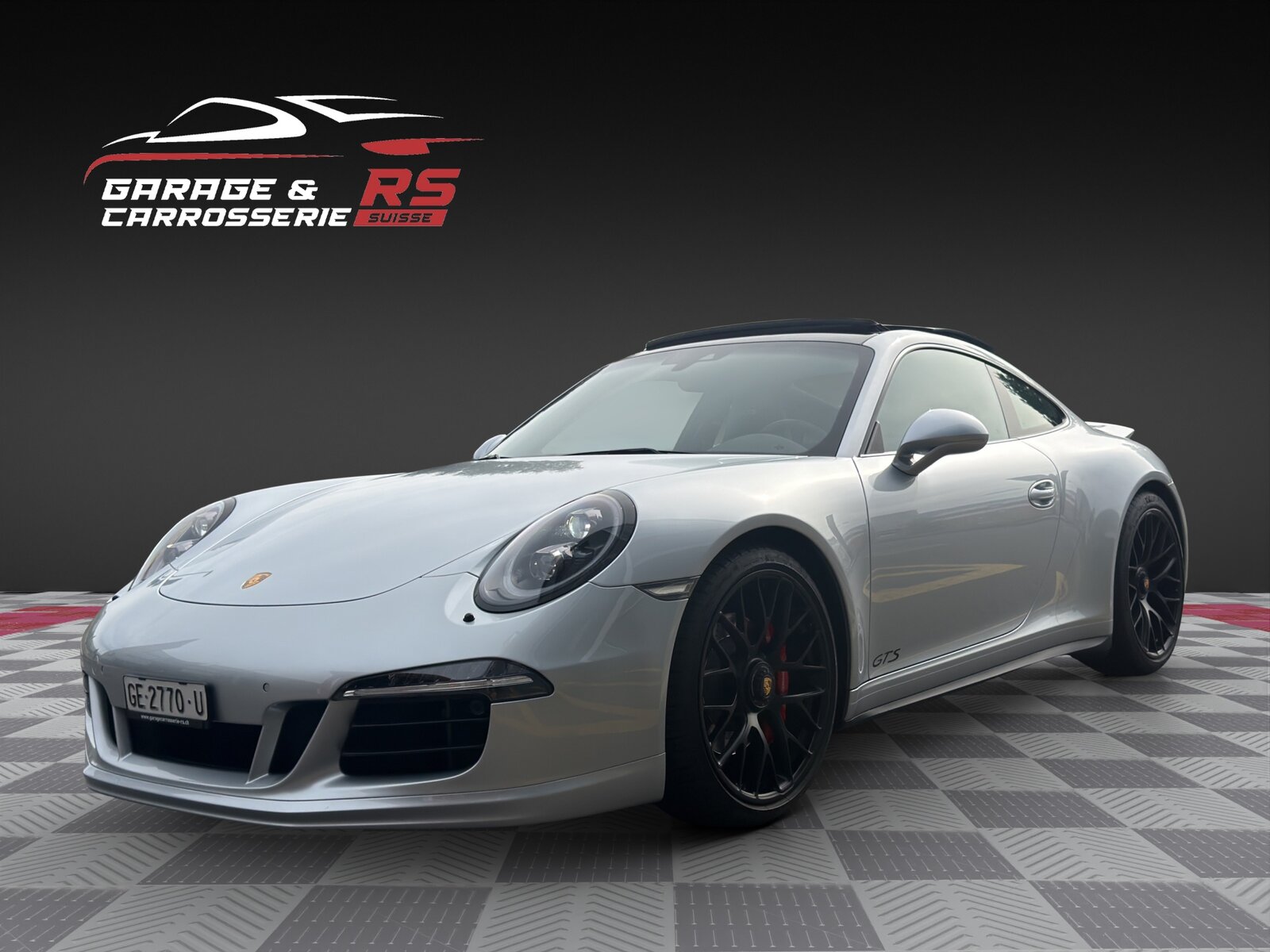 PORSCHE 911 Carrera 4 GTS PDK