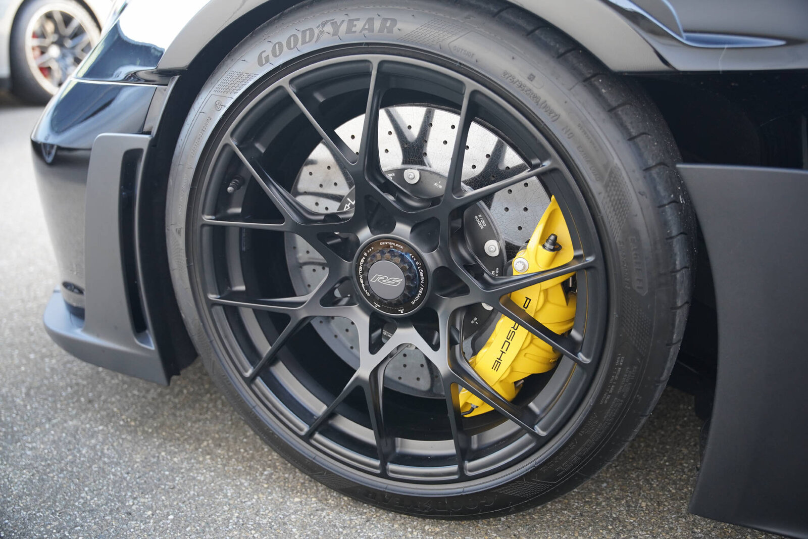 PORSCHE 911 GT3 RS Akrapovic, Petrol, Second hand / Used, Automatic - 6