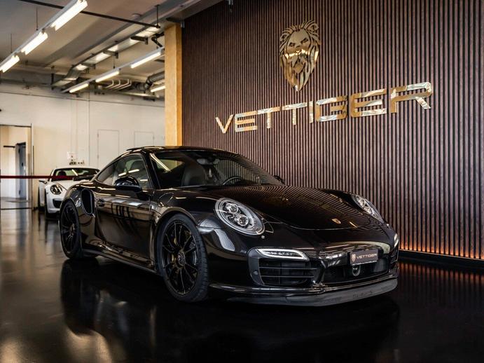 PORSCHE 911 Turbo S PDK, Petrol, Second hand / Used, Automatic