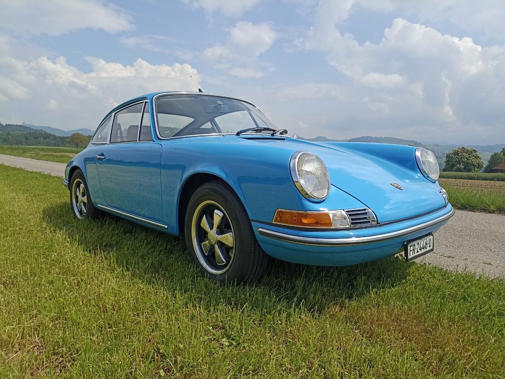 PORSCHE T