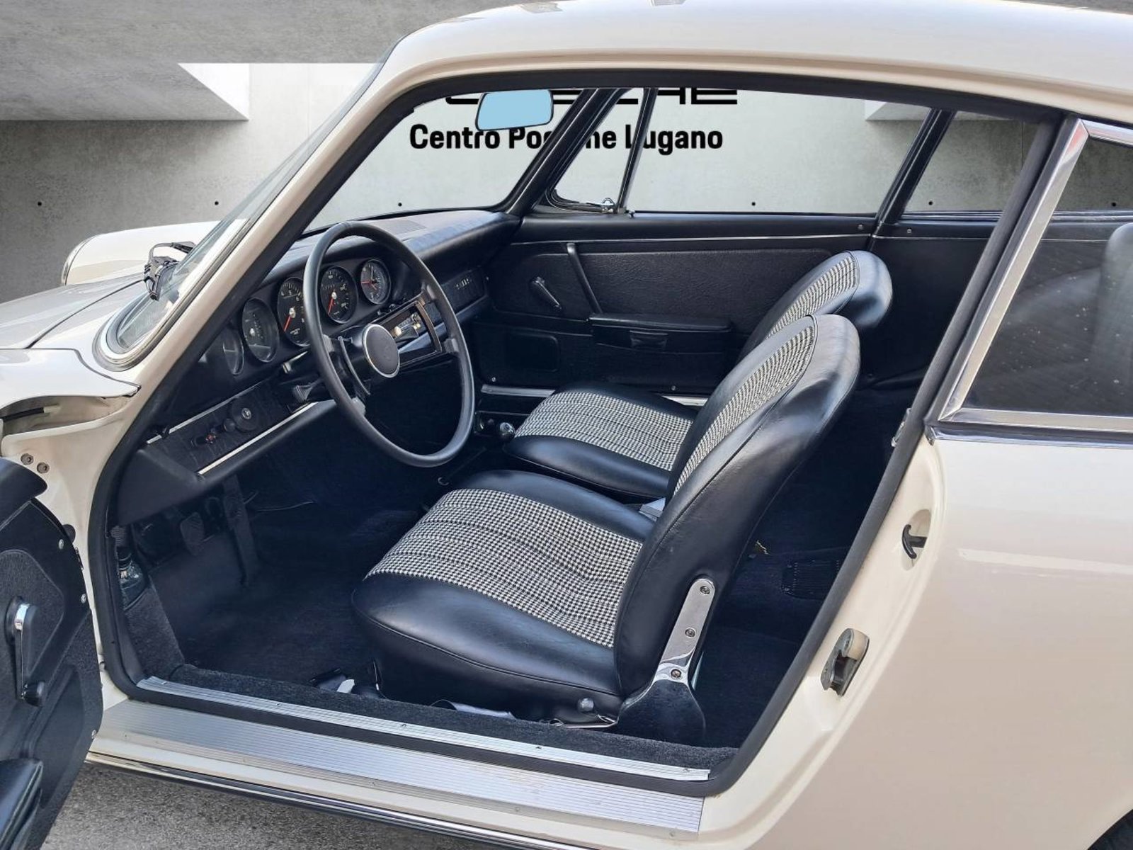 PORSCHE 911 S 2.0 Coupe, Essence, Voiture de collection, Manuelle - 4