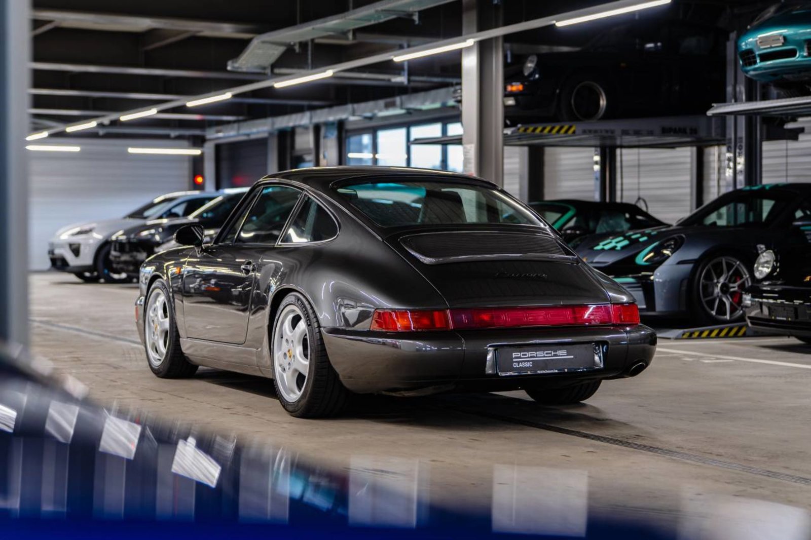 PORSCHE 911 Carrera 4 Coupé, Benzin, Oldtimer, Handschaltung - 3