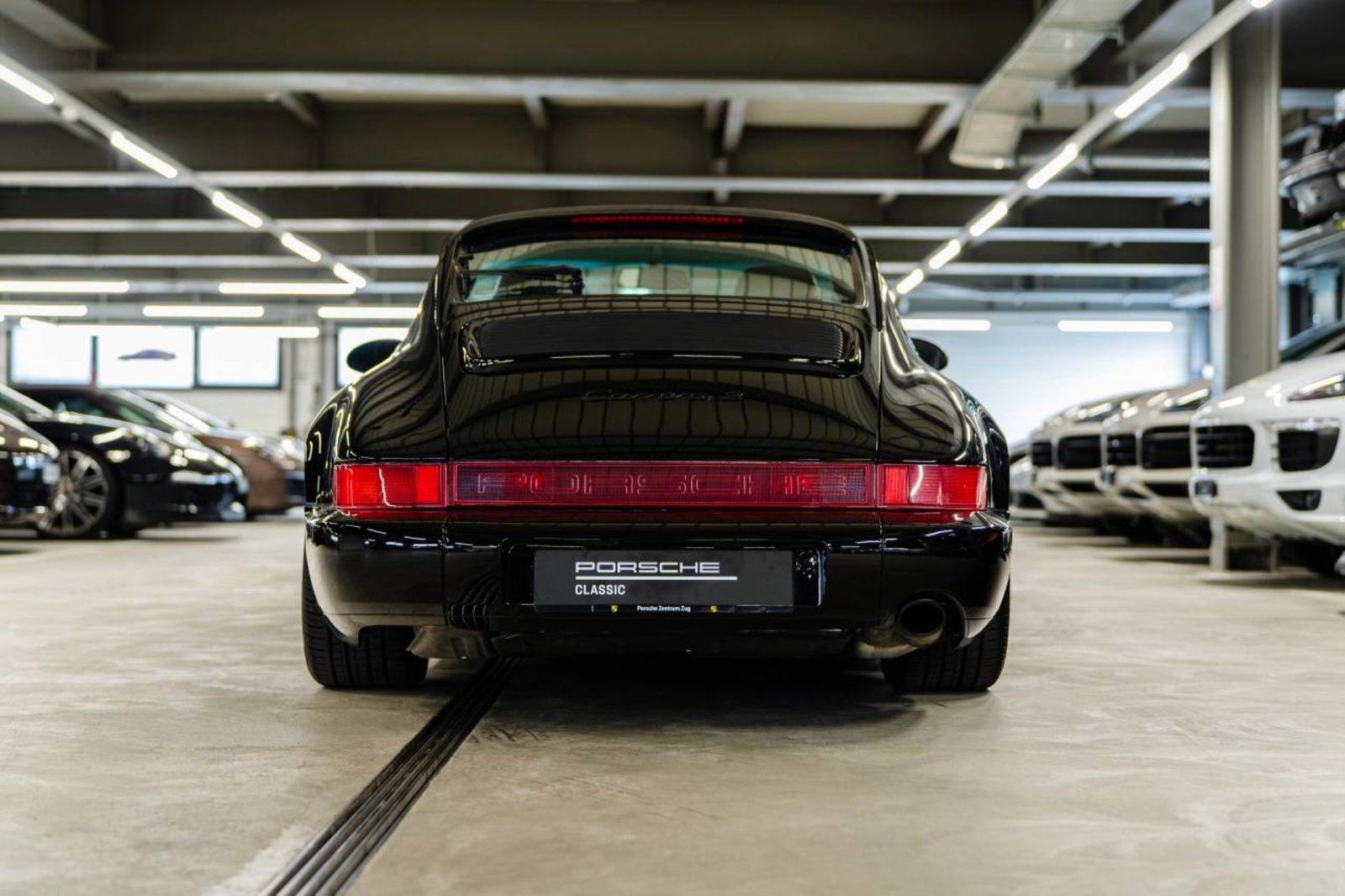 PORSCHE 911 Carrera 2 Coupé, Essence, Voiture de collection, Manuelle - 7