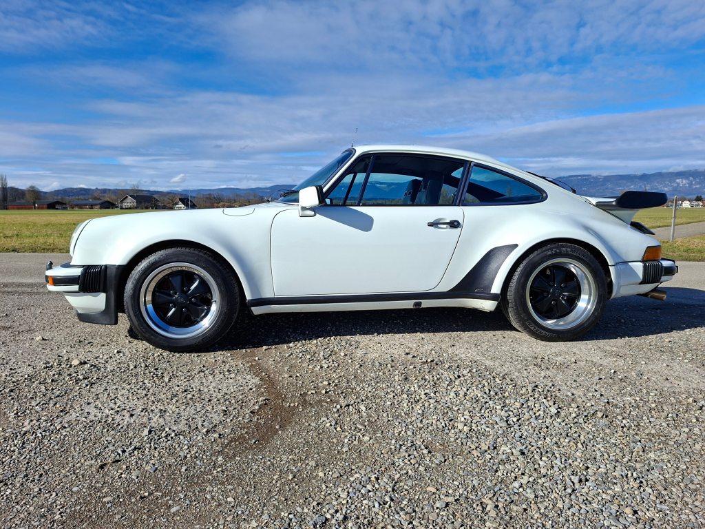 PORSCHE Turbo 930, Essence, Voiture de collection, Manuelle - 5