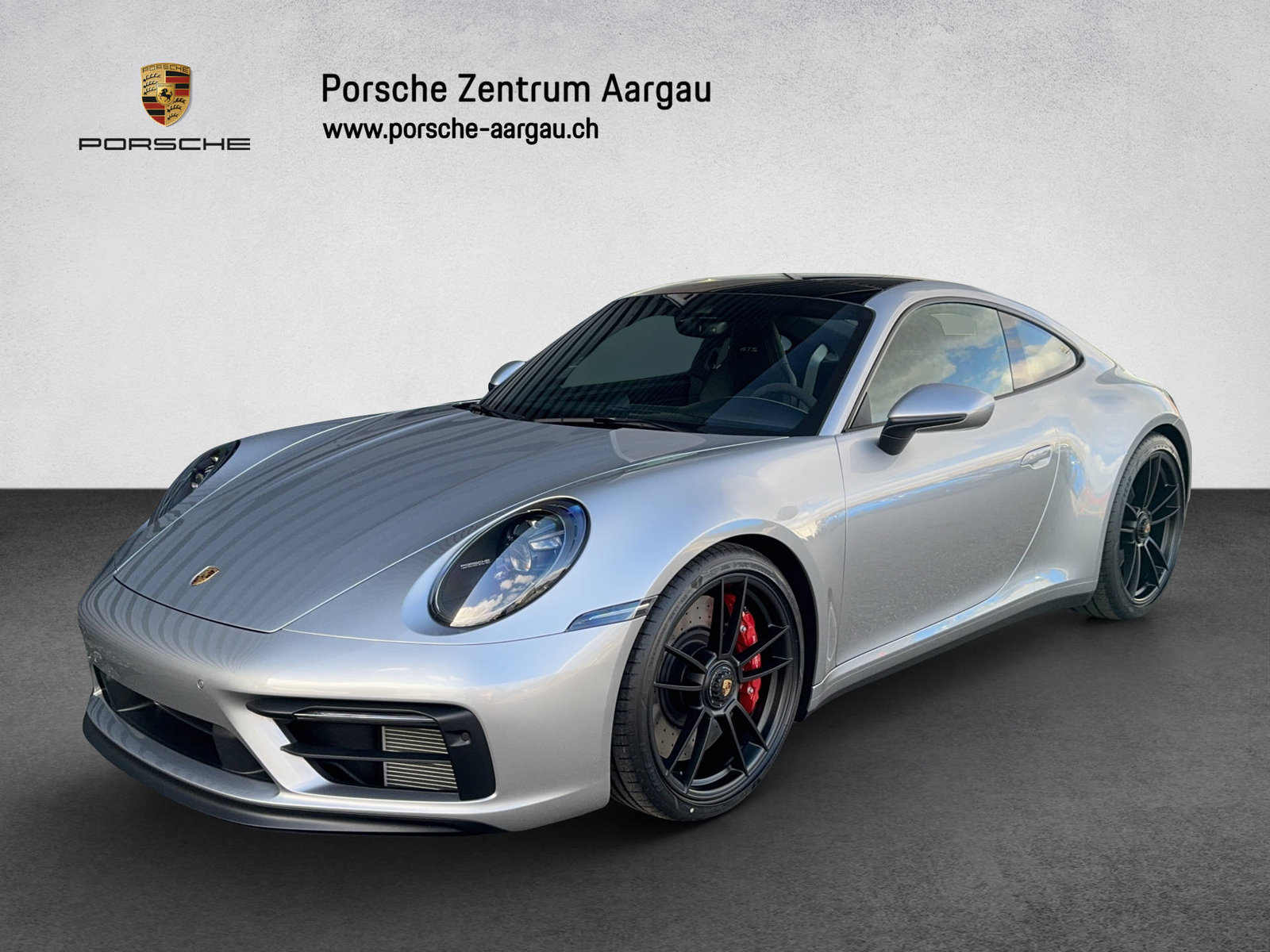 PORSCHE 911 Carrera 4 GTS