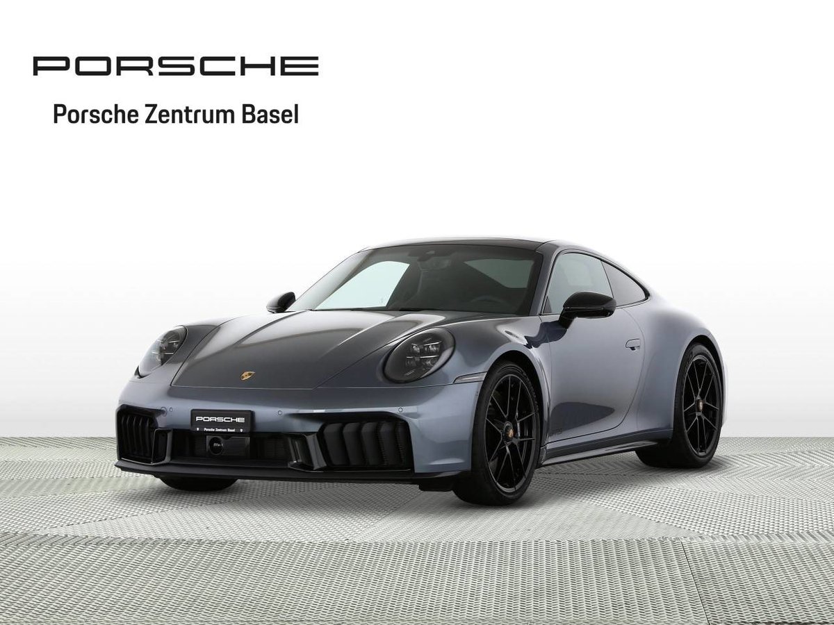 PORSCHE 911 Carrera 4 GTS
