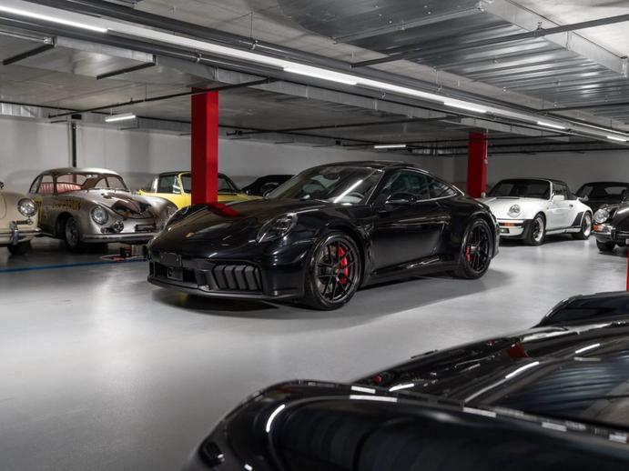 PORSCHE 911 Carrera GTS, Mild-Hybrid Benzin/Elektro, Vorführwagen, Automatik
