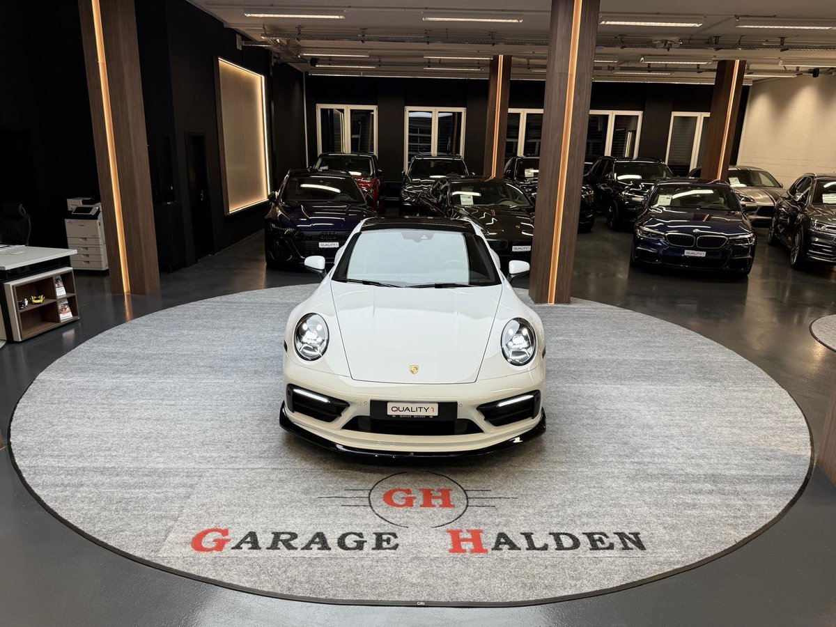 PORSCHE 911 Coupé 3.0 Carrera PDK mit Aero-Kit