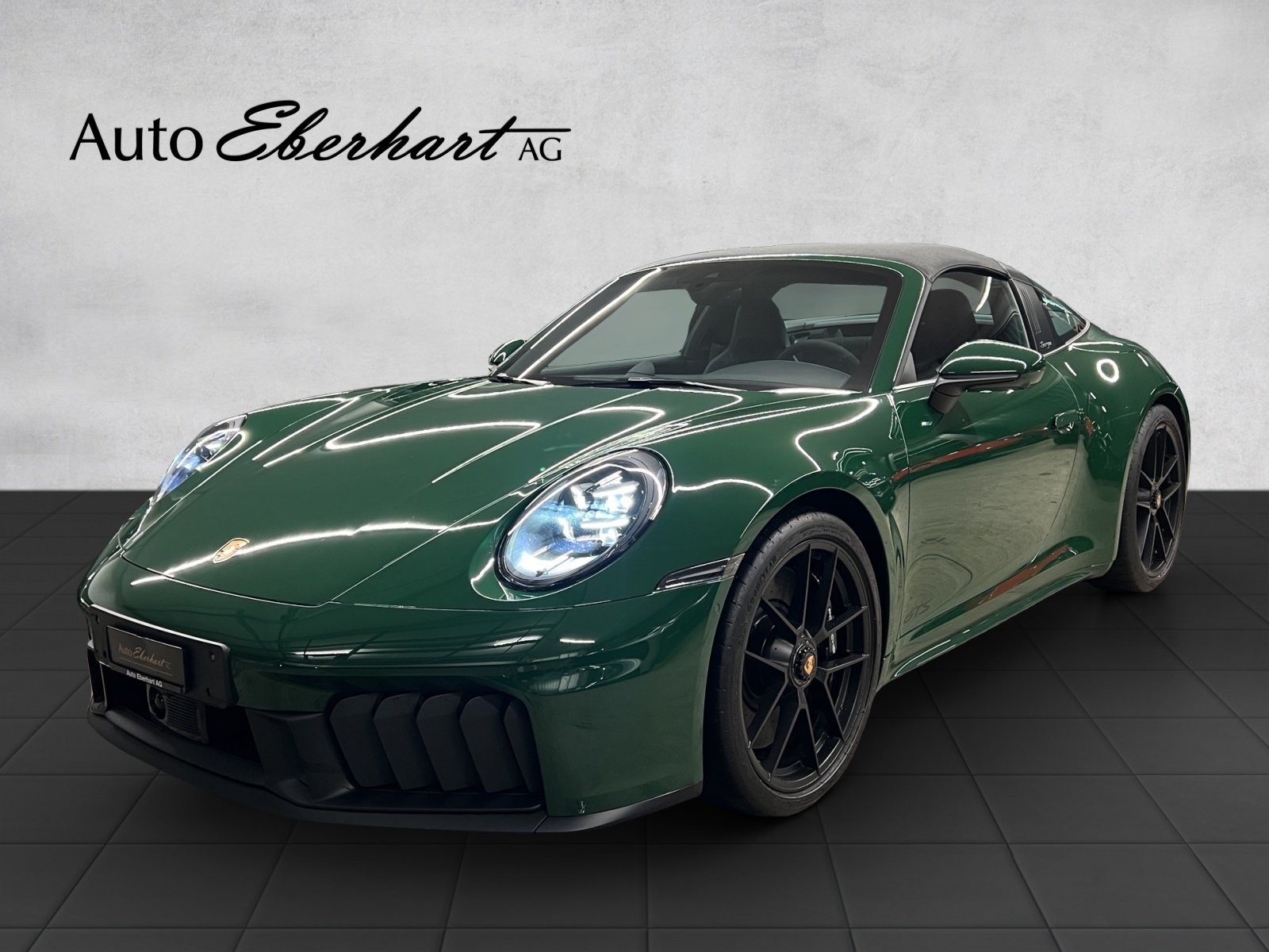 PORSCHE 911 Targa 4 GTS Irischgrün, Mild-Hybrid Petrol/Electric, Second hand / Used, Automatic
