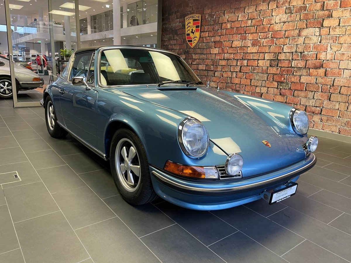 PORSCHE 911 T 2.4 Targa, Petrol, Classic, Manual