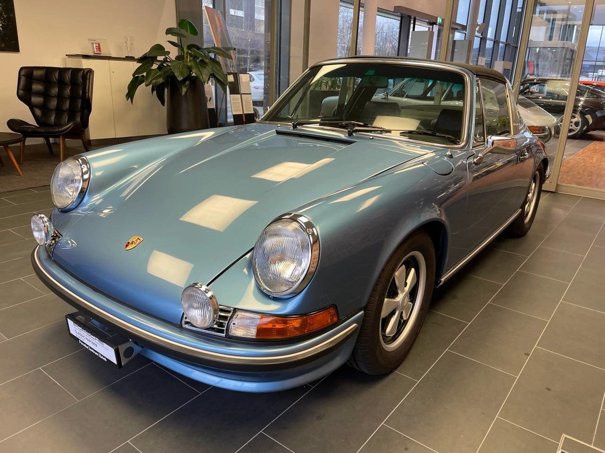 PORSCHE 911 T 2.4 Targa, Petrol, Classic, Manual - 6