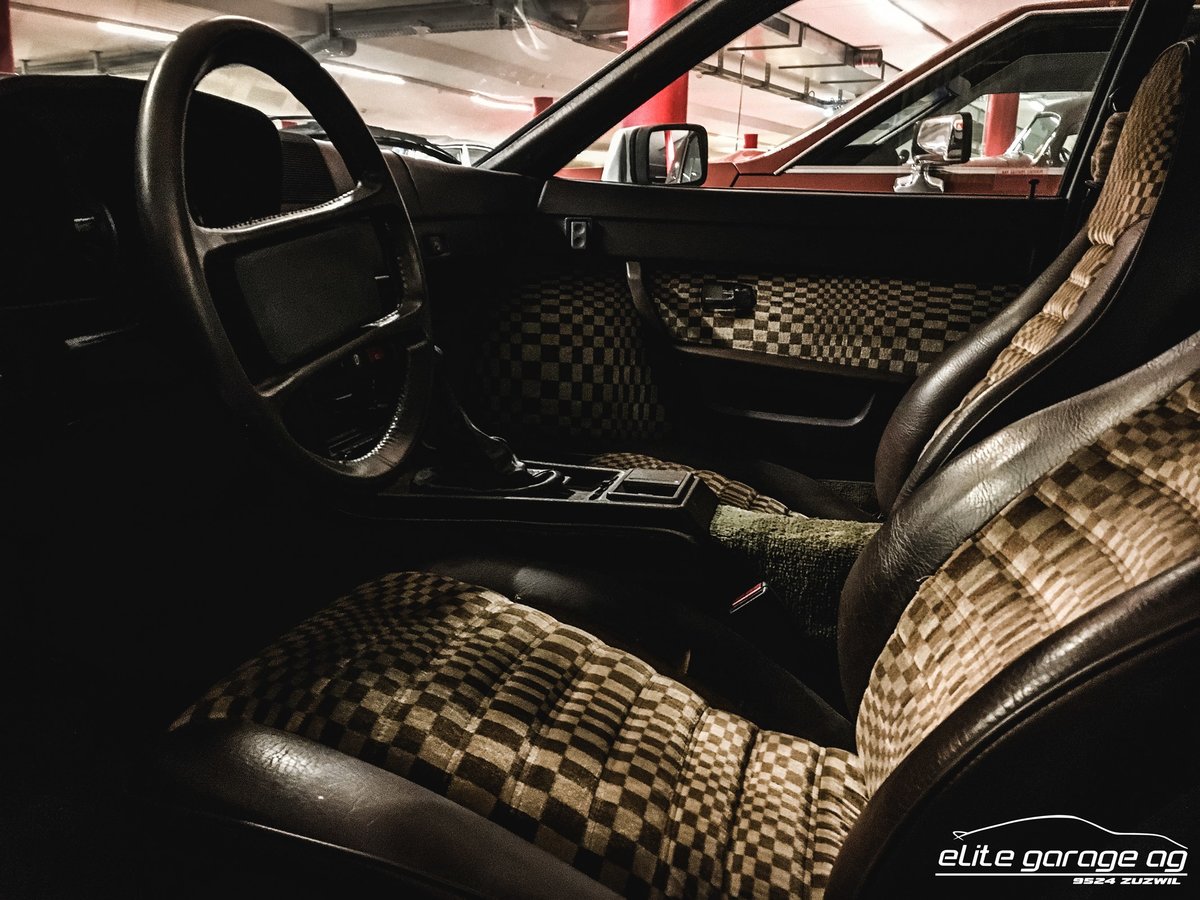 PORSCHE 924 Turbo, Essence, Voiture de collection, Manuelle - 7