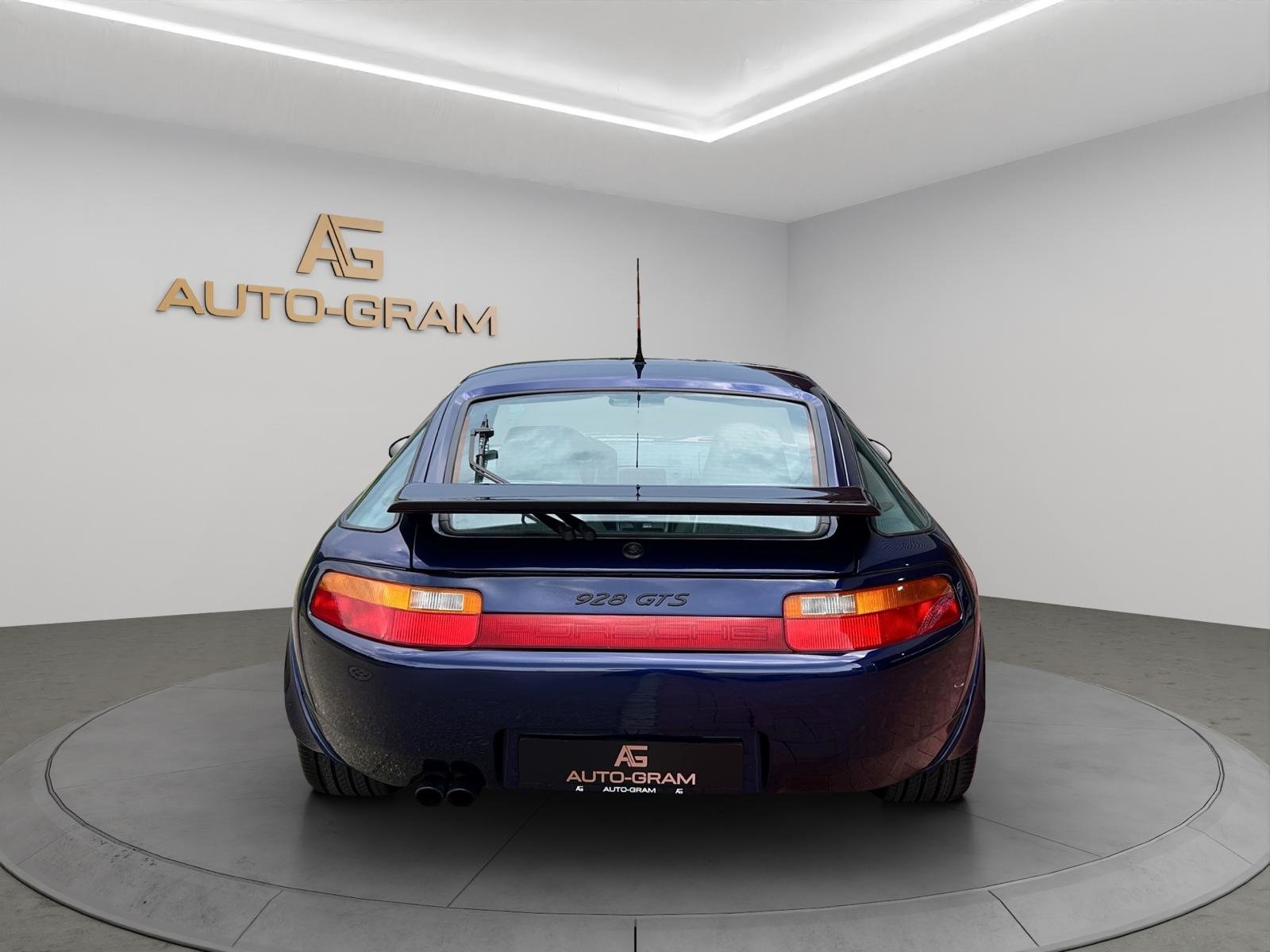 PORSCHE 928 GTS, Essence, Occasion / Utilisé, Automatique - 4