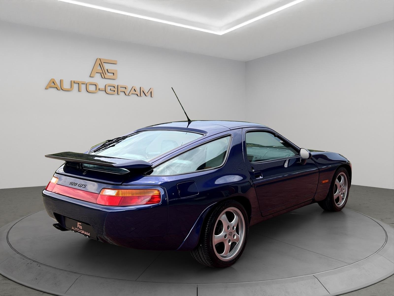 PORSCHE 928 GTS, Essence, Occasion / Utilisé, Automatique - 5