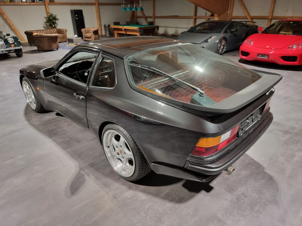 PORSCHE S2, Petrol, Second hand / Used, Manual - 4