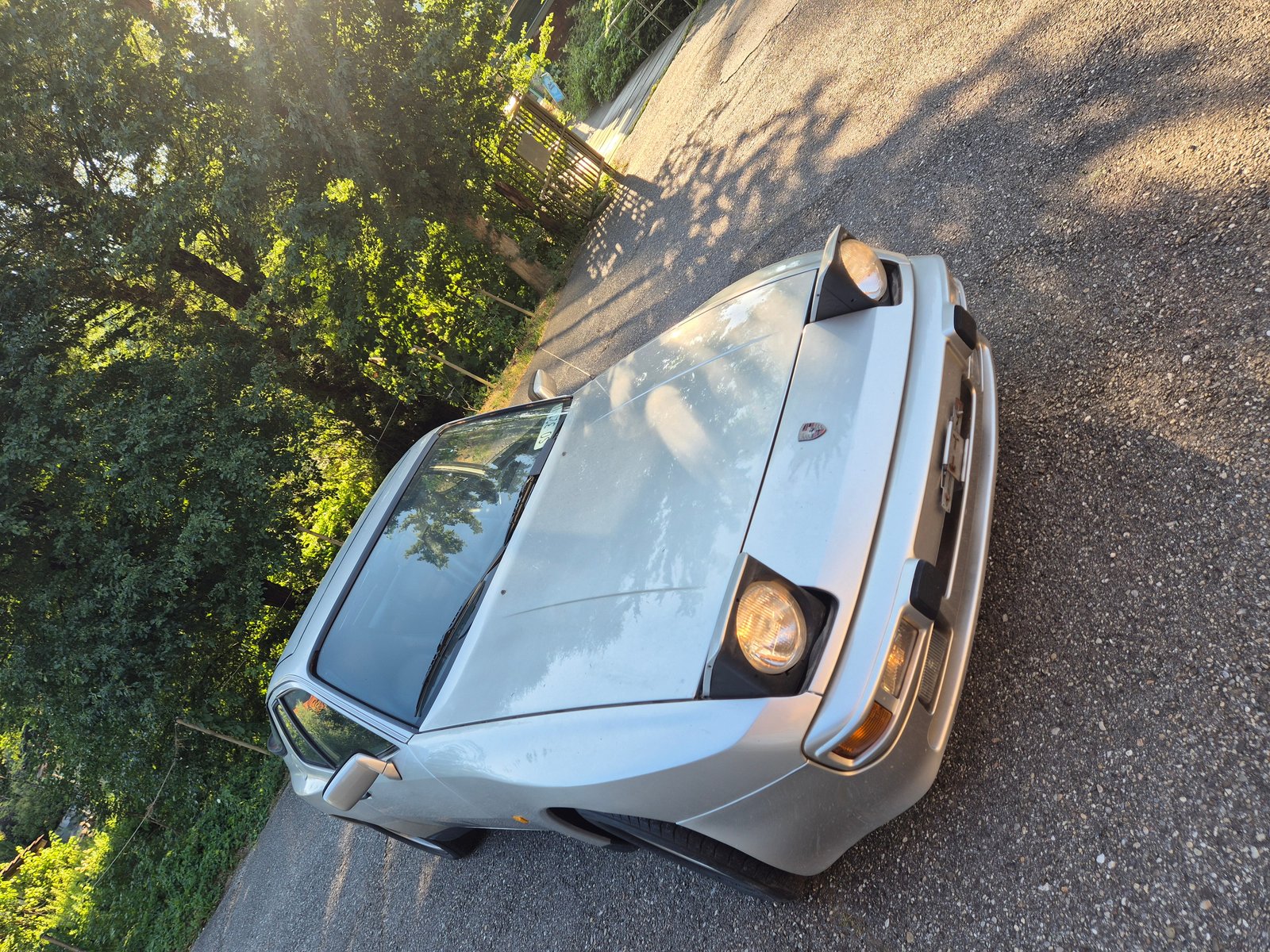 PORSCHE 944