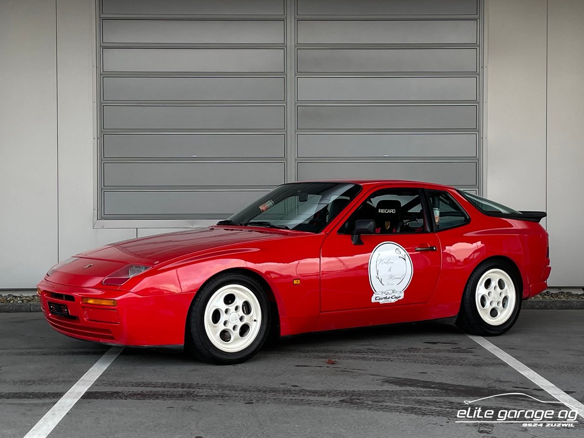 PORSCHE 944 TURBO CUP