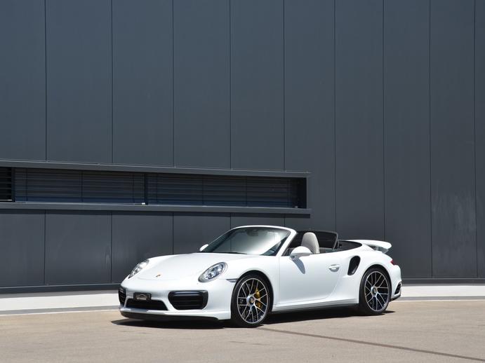 PORSCHE 991.2 Turbo S Cabrio PDK, Benzin, Occasion / Gebraucht, Automatik