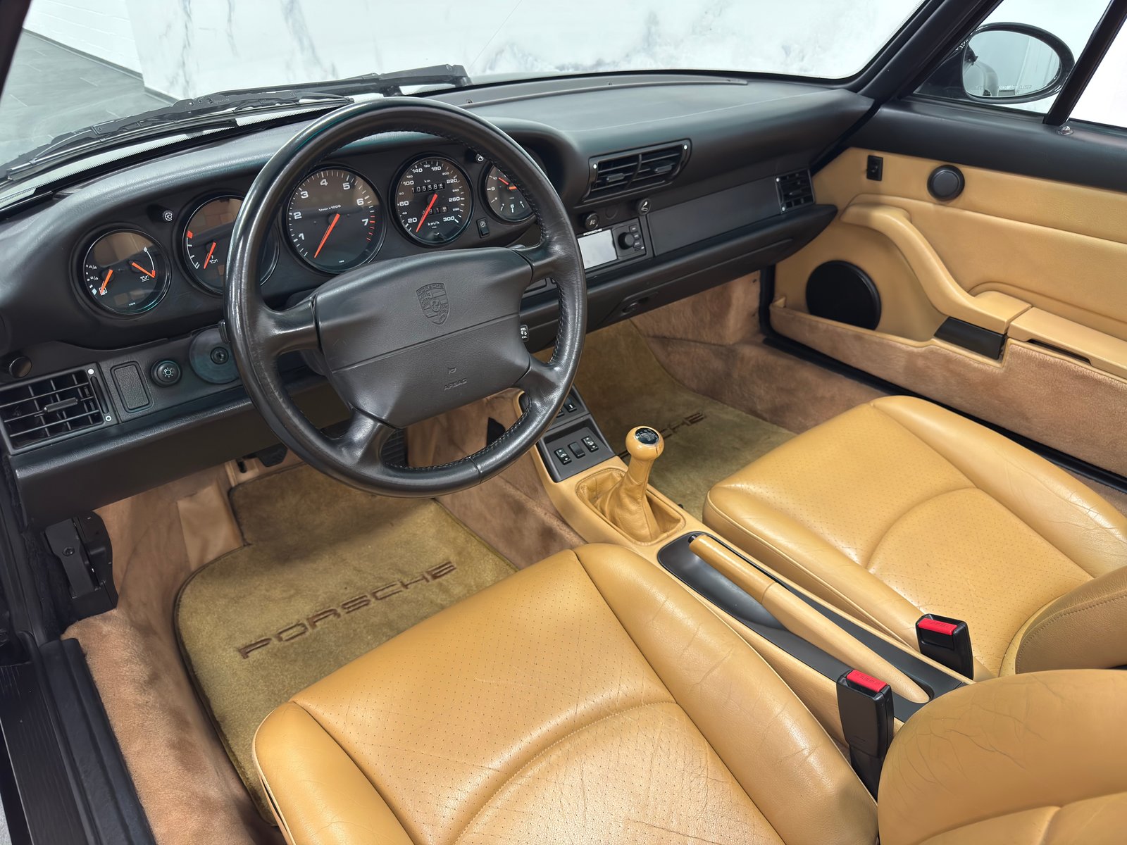PORSCHE 993 Carrera 2 Cabrio, Petrol, Second hand / Used, Manual - 5