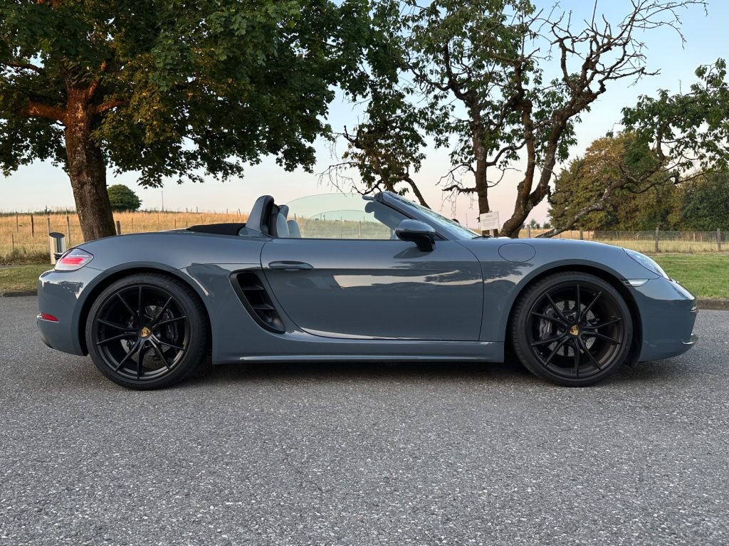 PORSCHE BOXSTER 2.0