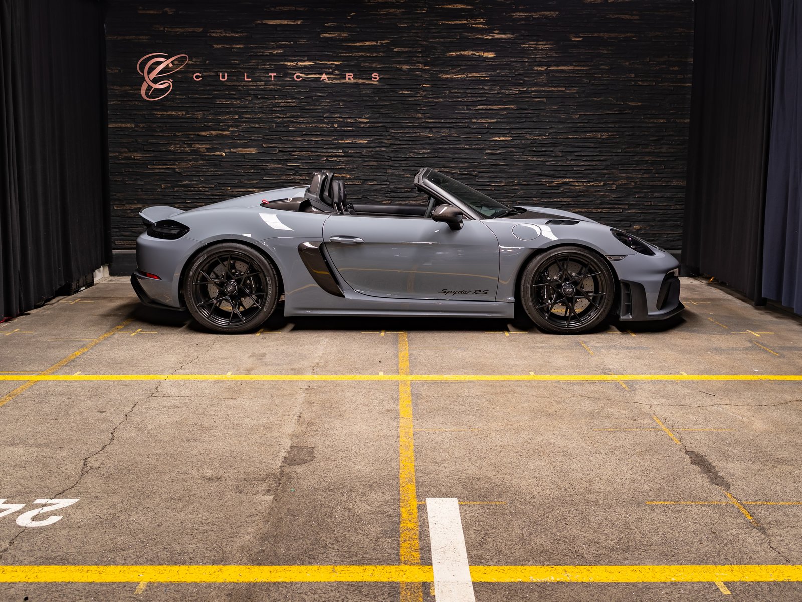PORSCHE BOXSTER