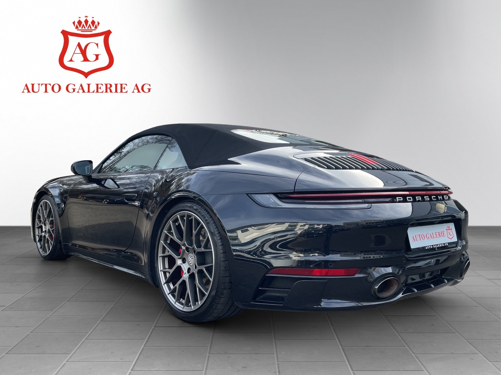 PORSCHE Carrera 4s, Petrol, Second hand / Used, Automatic - 3