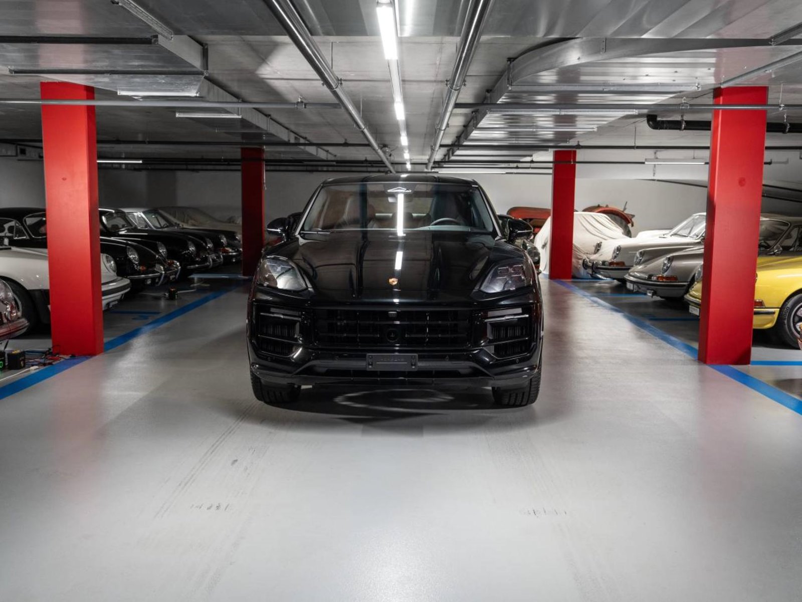 PORSCHE Cayenne Coupé Black Edition, Essence, Voiture nouvelle, Automatique - 2