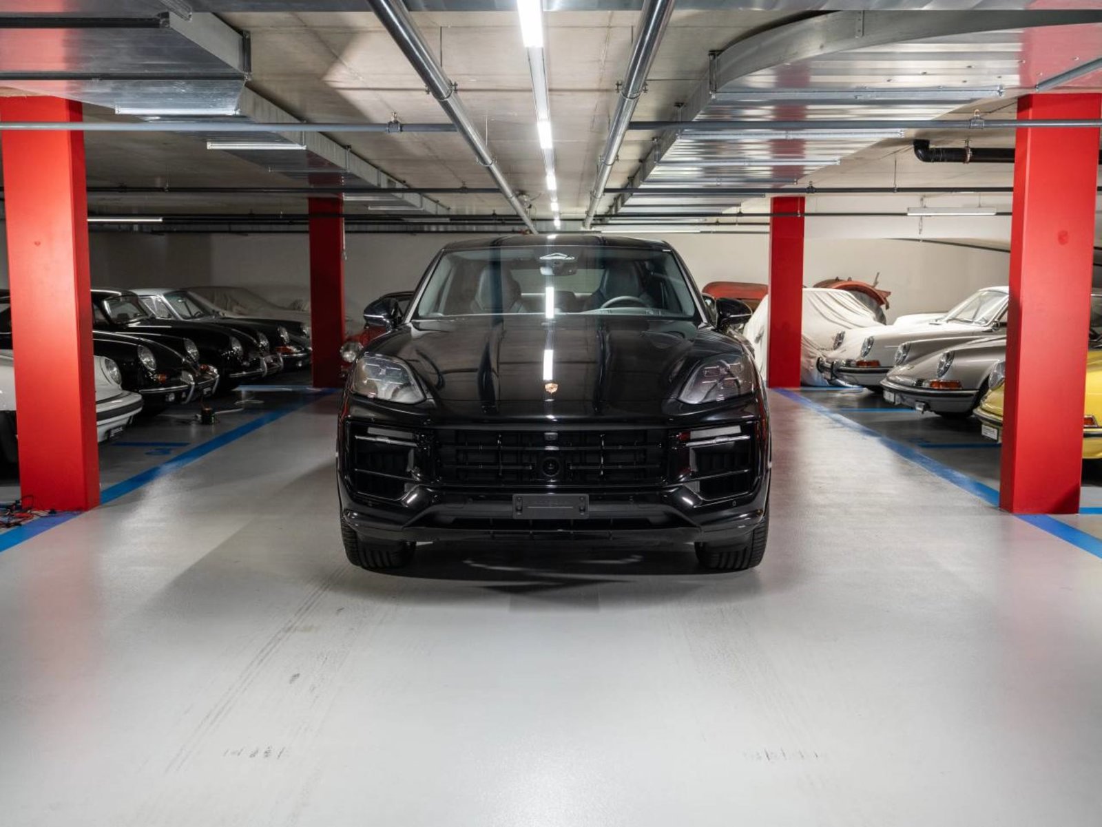 PORSCHE Cayenne S E-Hybrid Coupé Black Edition, Hybride Rechargeable Essence/Électricité, Voiture nouvelle, Automatique - 2