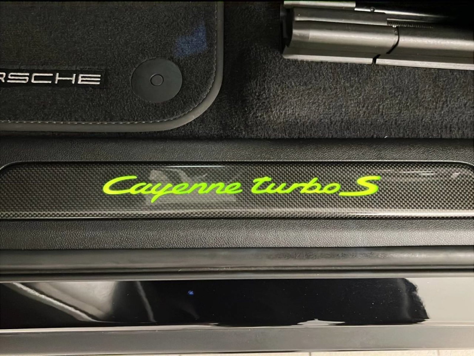 PORSCHE Cayenne Turbo S E-Hybrid Coupé, Plug-in-Hybrid Benzin/Elektro, Occasion / Gebraucht, Automatik - 5