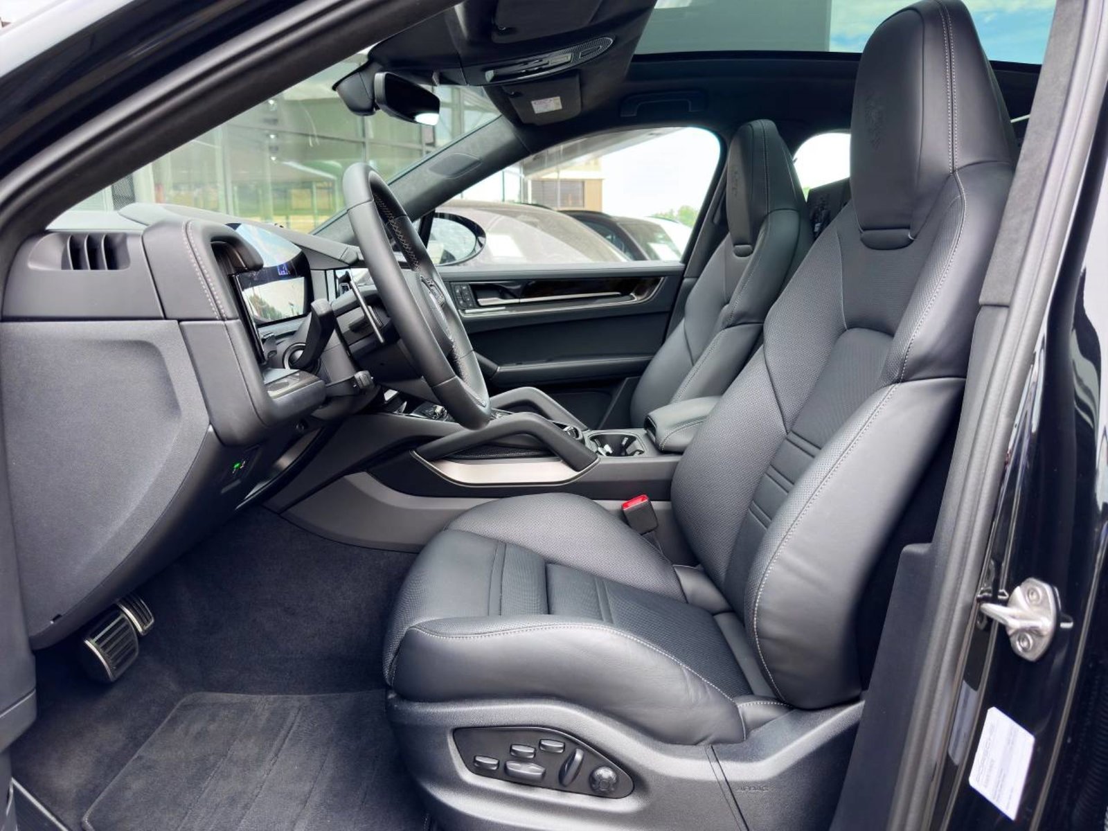 PORSCHE Cayenne Turbo E-Hybrid Coupé, Hybride Rechargeable Essence/Électricité, Occasion / Utilisé, Automatique - 5