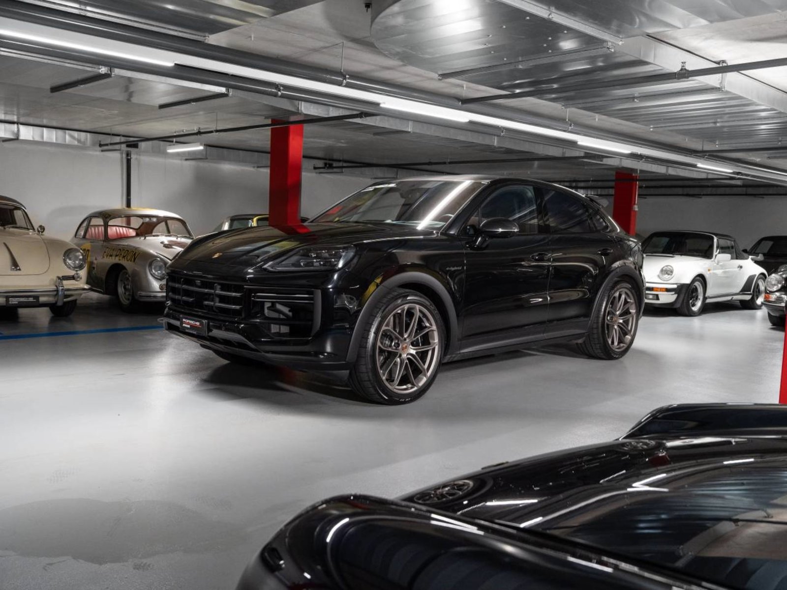 PORSCHE Cayenne Turbo E-Hybrid Coupé avec Paquet-GT