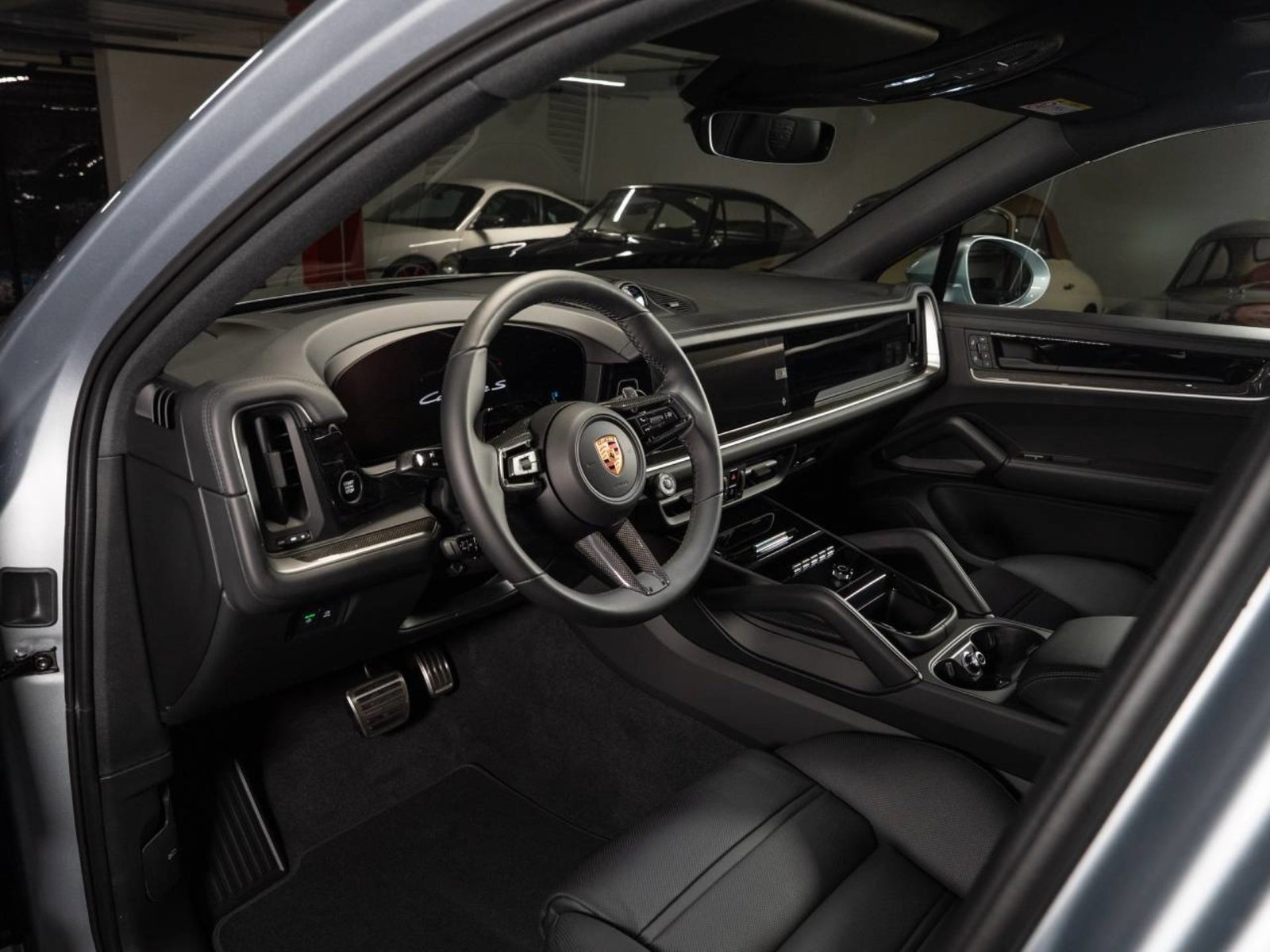 PORSCHE Cayenne S E-Hybrid Coupé Black Edition, Plug-in-Hybrid Petrol/Electric, Ex-demonstrator, Automatic - 4