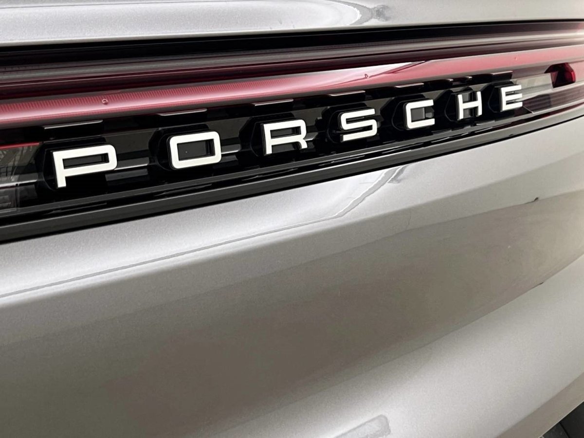 PORSCHE CAYENNE S E-Hybrid Coupé, Plug-in-Hybrid Petrol/Electric, Second hand / Used, Automatic - 6