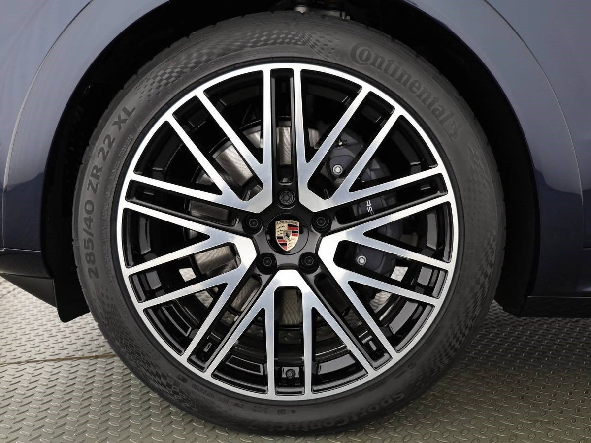PORSCHE CAYENNE E-HYBRID Coupé, Plug-in-Hybrid Benzina/Elettrica, Auto nuove, Automatico - 4