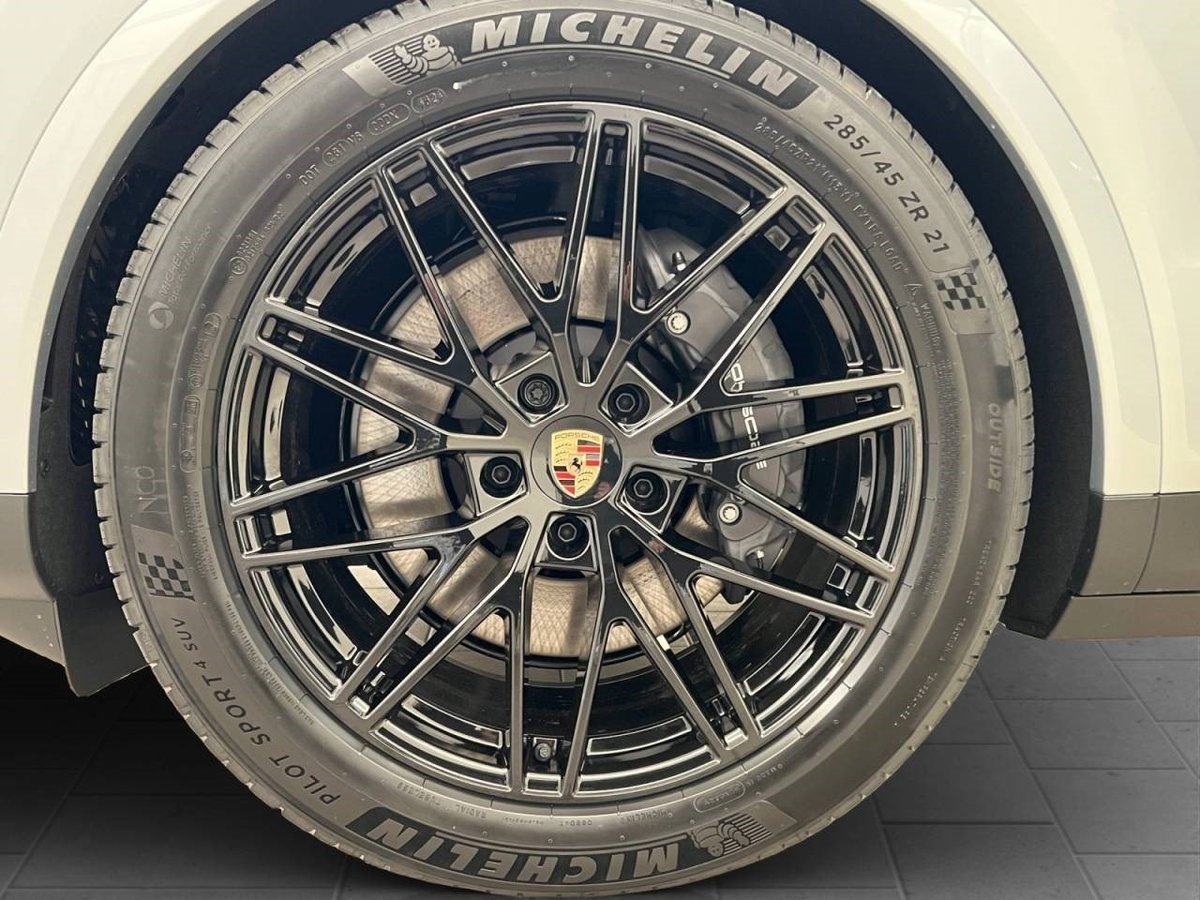 PORSCHE CAYENNE E-HYBRID Coupé, Plug-in-Hybrid Petrol/Electric, New car, Automatic - 5