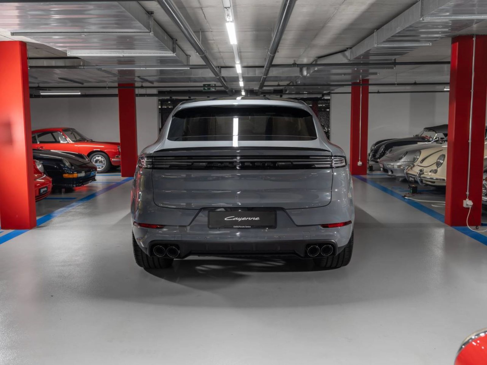 PORSCHE Cayenne E-Hybrid Coupé Black Edition, Hybride Rechargeable Essence/Électricité, Voiture nouvelle, Automatique - 7