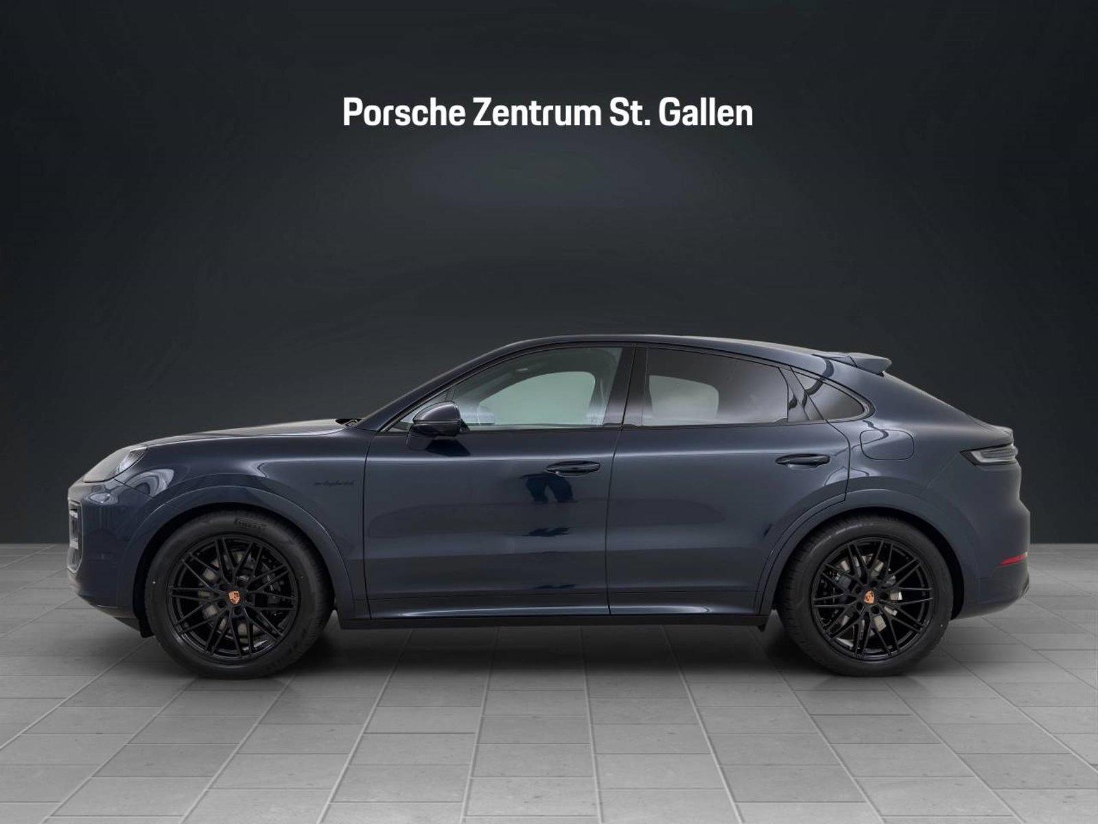 PORSCHE Cayenne E-Hybrid Coupé Black Edition, Plug-in-Hybrid Benzina/Elettrica, Auto nuove, Automatico - 2