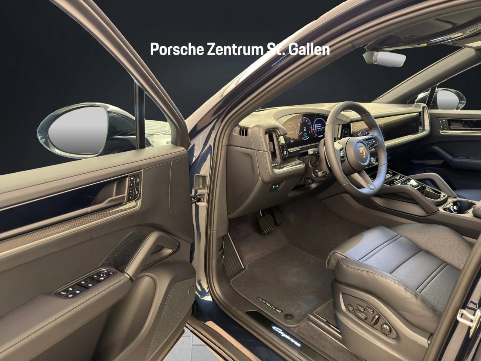 PORSCHE Cayenne E-Hybrid Coupé Black Edition, Plug-in-Hybrid Benzina/Elettrica, Auto nuove, Automatico - 4