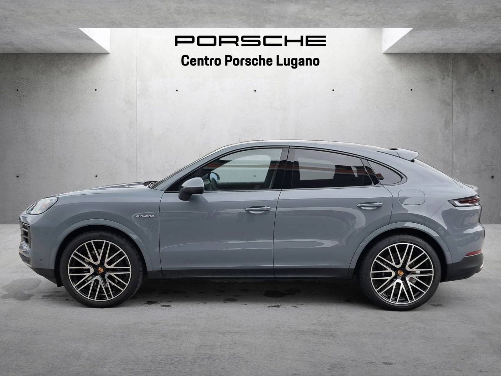 PORSCHE Cayenne E-Hybrid Coupé, Plug-in-Hybrid Petrol/Electric, Second hand / Used, Automatic - 2