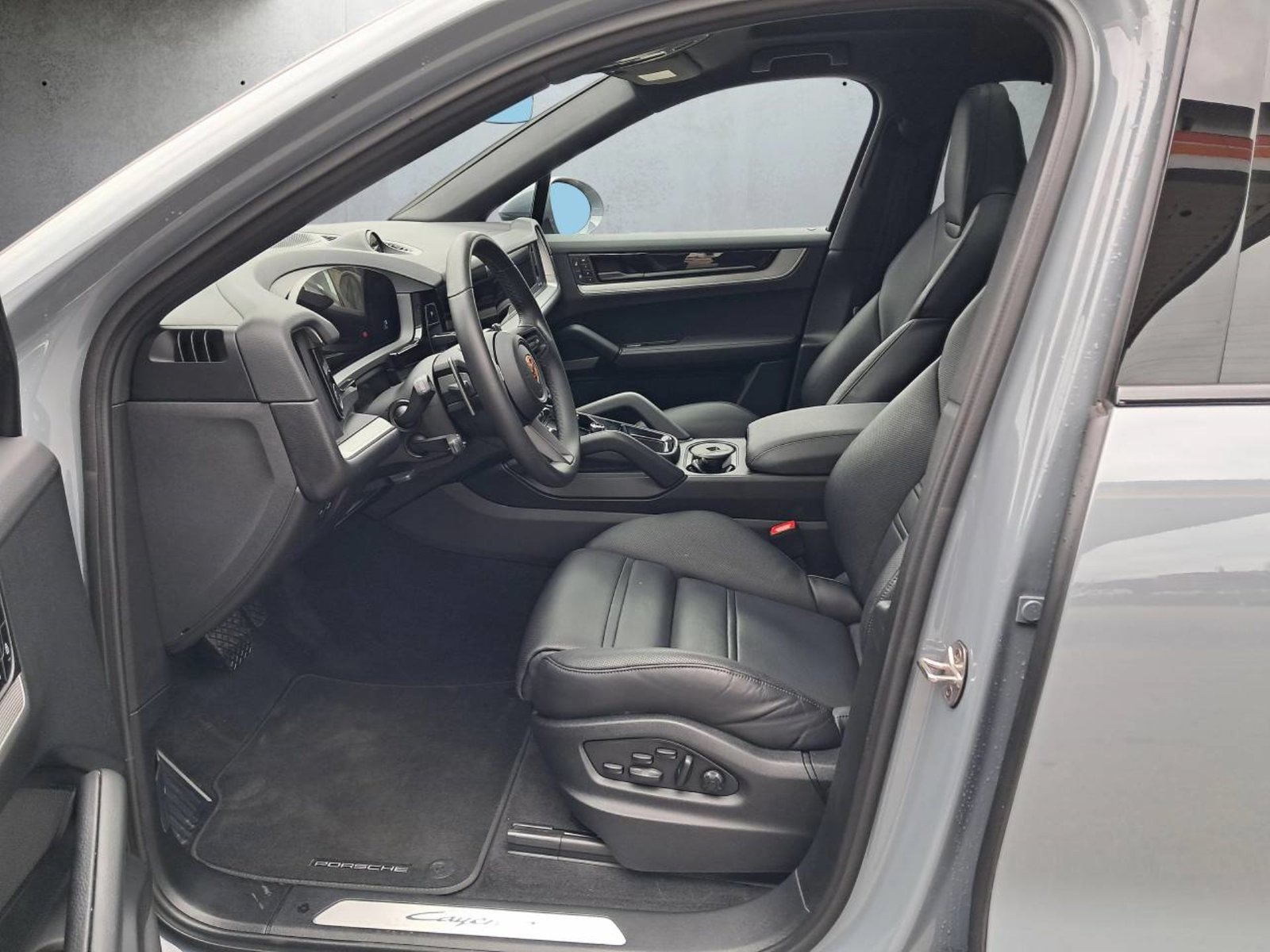 PORSCHE Cayenne E-Hybrid Coupé, Plug-in-Hybrid Petrol/Electric, Second hand / Used, Automatic - 4
