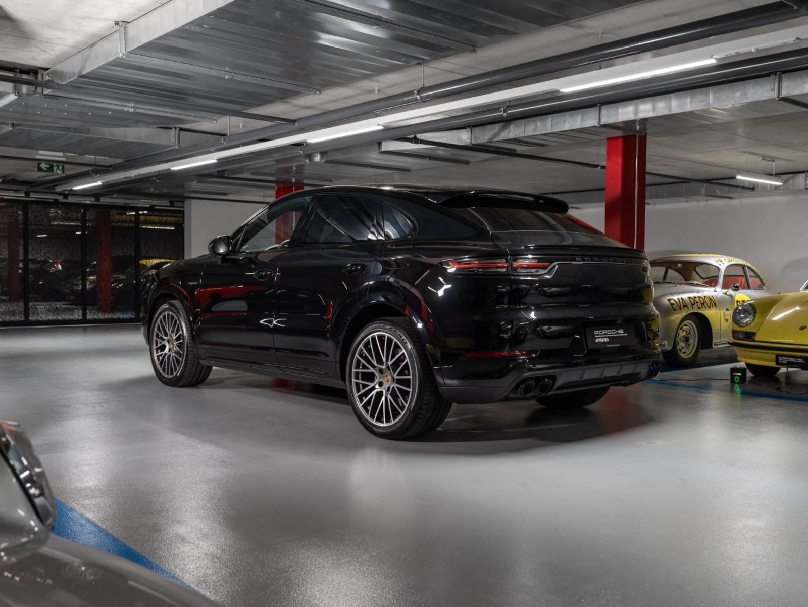 PORSCHE Cayenne E-Hybrid Coupé Platinum Edition, Plug-in-Hybrid Benzin/Elektro, Occasion / Gebraucht, Automatik - 3